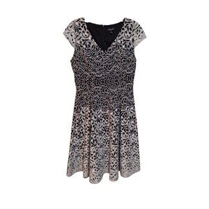 Alexa B Dress Womens 4 Black White Fit & Flare Floral Design Sleeveless